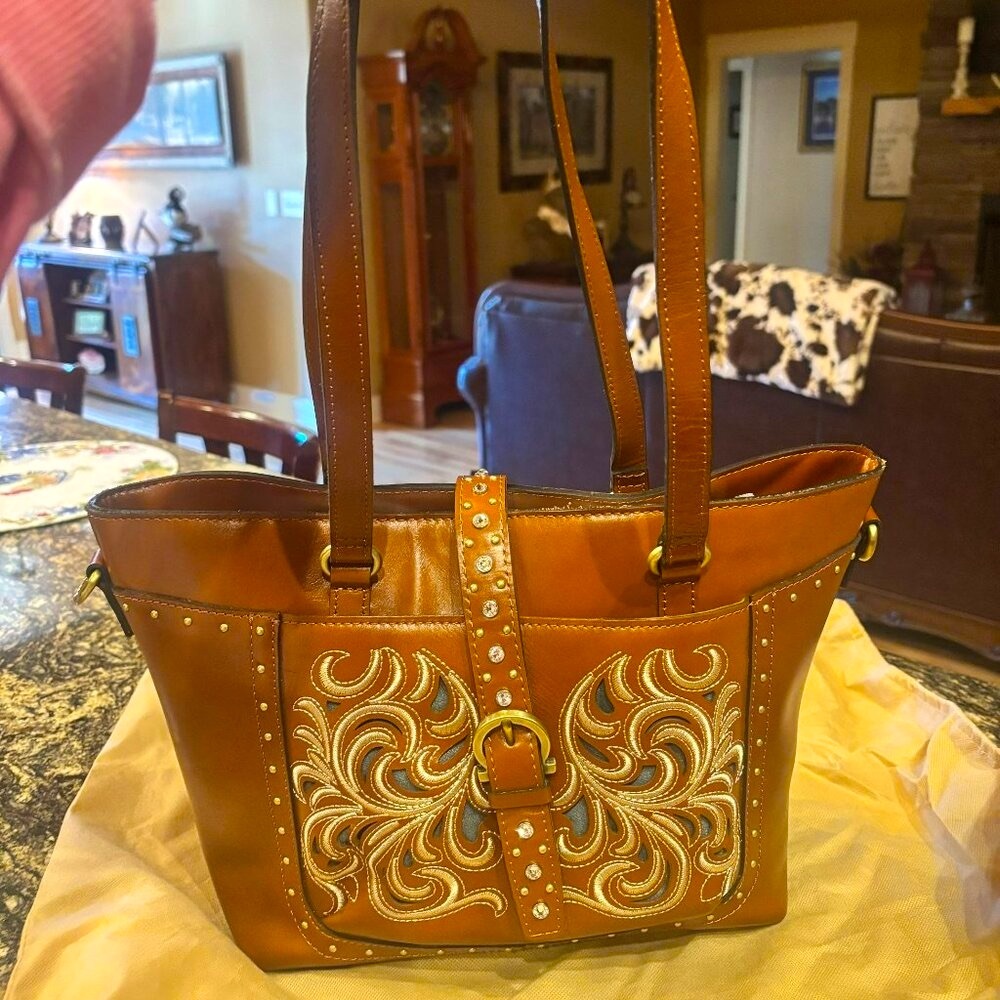 Patrica Nash  Lux Ranch Noto Leather Shoulder Tote, NWOT